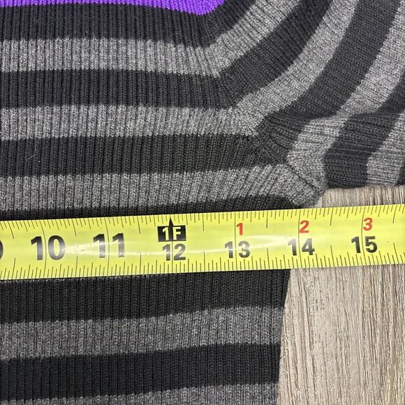 LRL Ralph Lauren‎ Sweater Womens Medium Purple Striped Ribbed Button Shoulder - Picture 7 of 9
